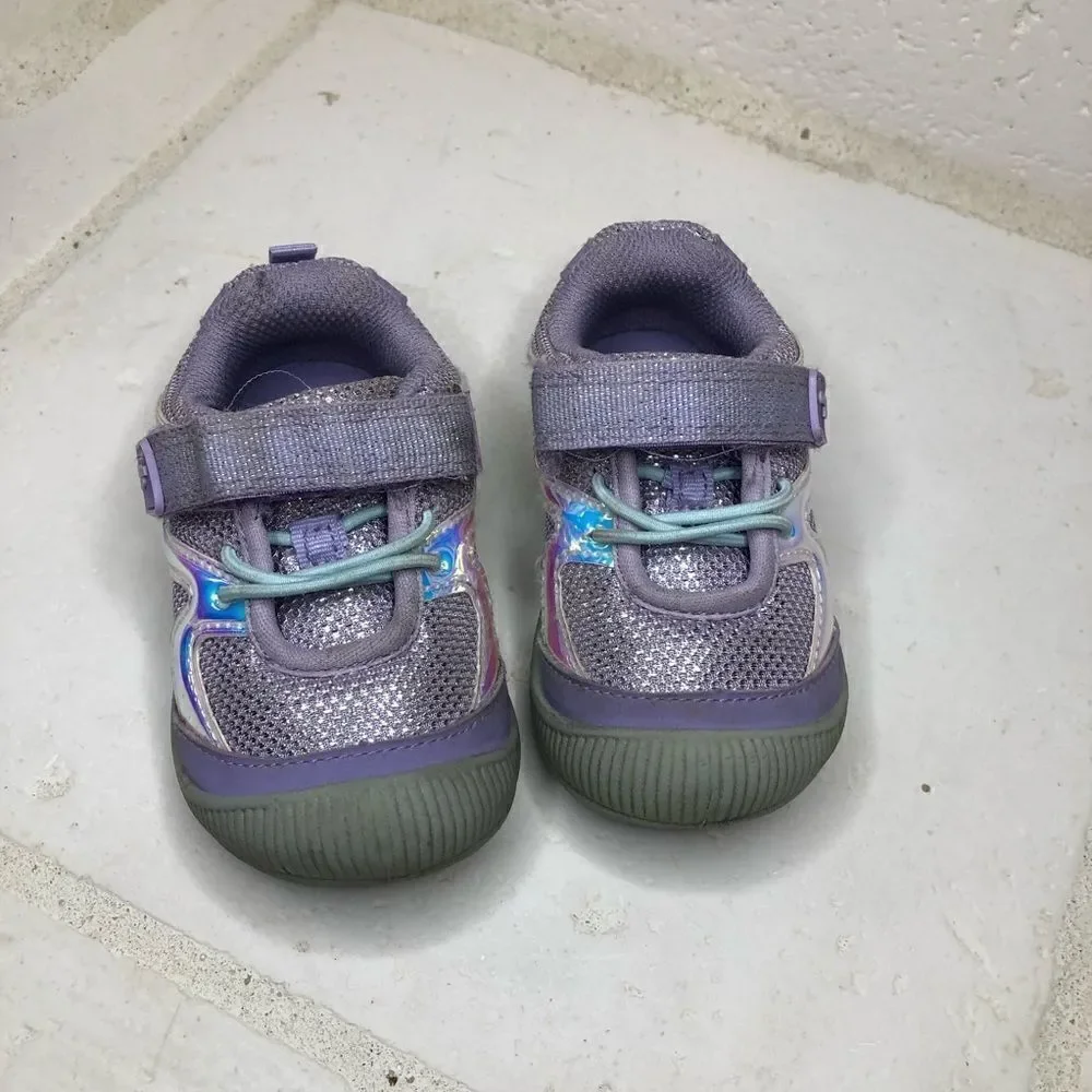 OshKosh B'Gosh Elate Bump Toe purple size 5